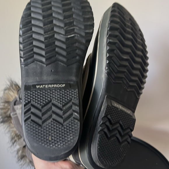 Sorel size 10 gray - Picture 6 of 6